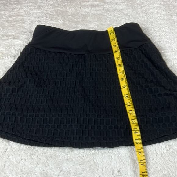 Shosho black textured stretch athletic skort, size L - Picture 3 of 9